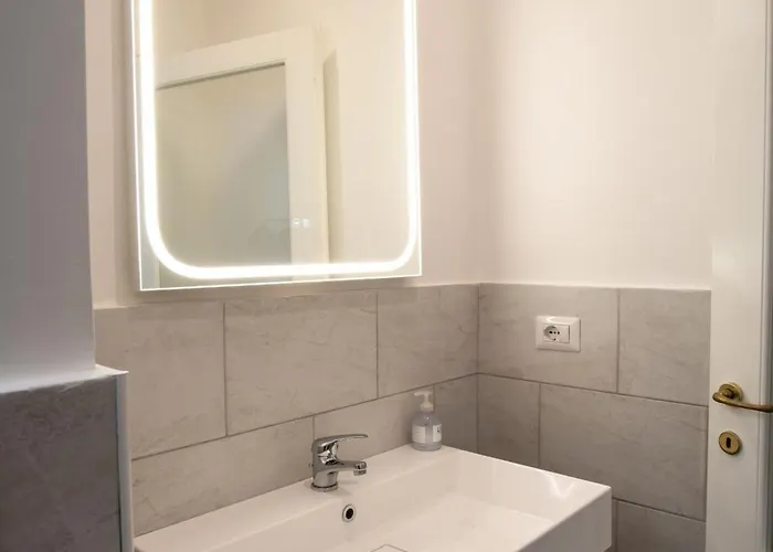 Appartement Vt Cola Di Rienzo Elegant *